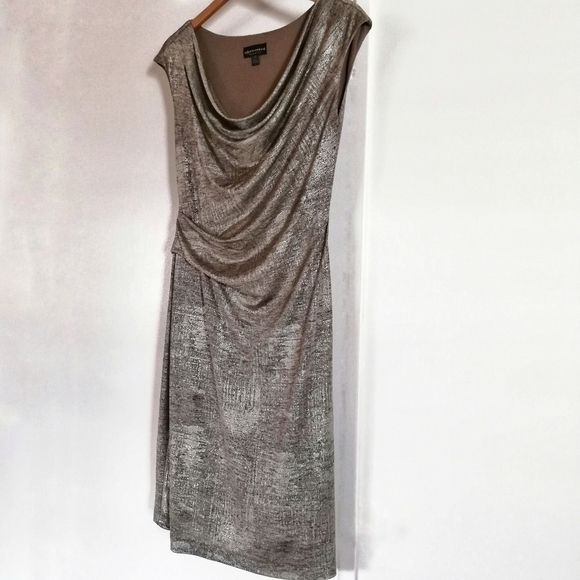 connected apparel Dresses & Skirts - Golden Draped Jersey Midi Dress